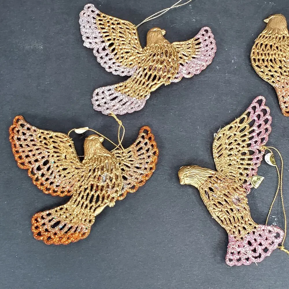 Five Dove Ornaments Plastic Lace Filigree White Christmas Glitter Gold Vtg